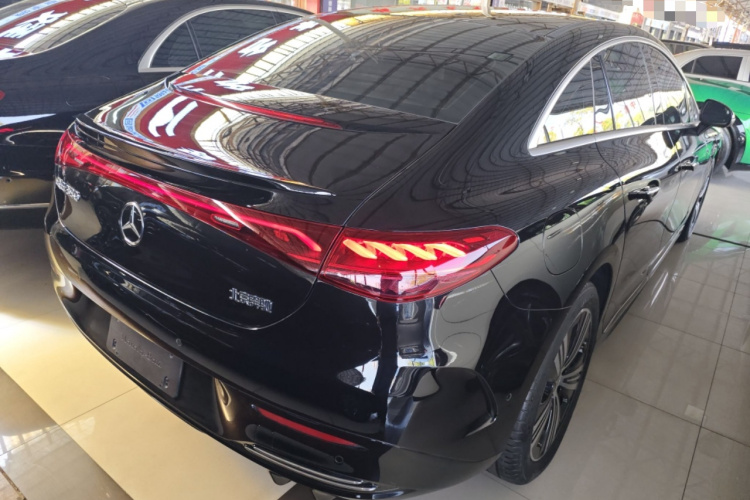 Mercedes-Benz EQE Class 2024 car image #7