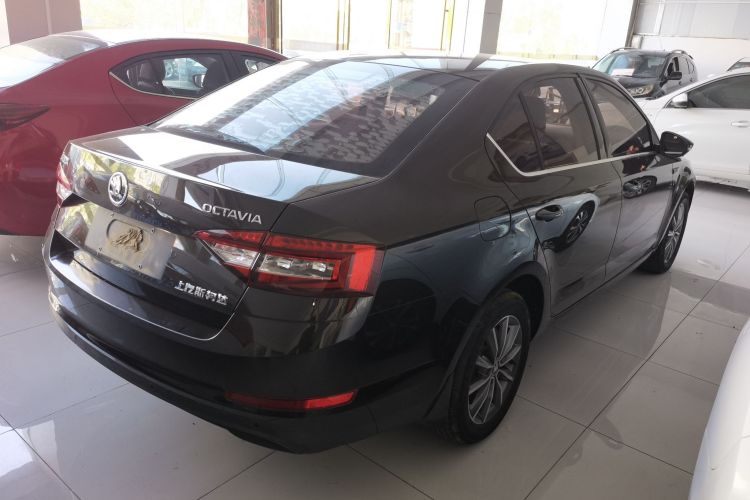 Skoda Octavia 2018 #7 Skoda Octavia 2018 car image #7