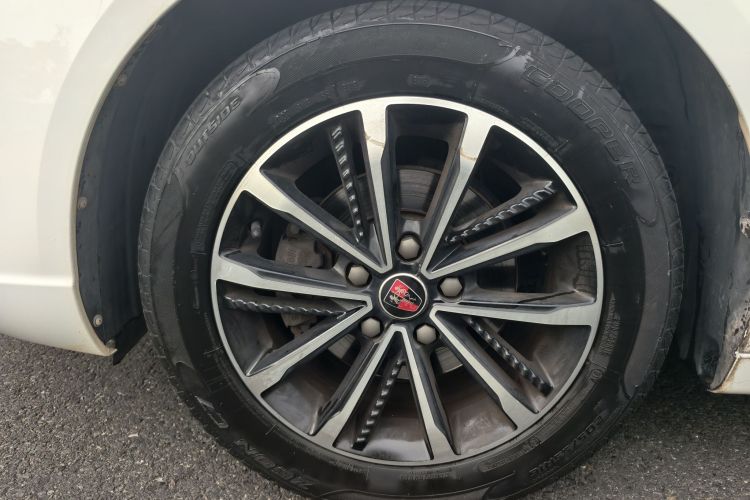 荣威 荣威i5 2019 汽车图片 #7