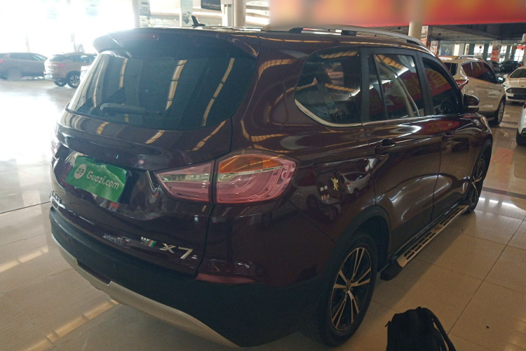 SWM X7 2016 imagen de coche #7