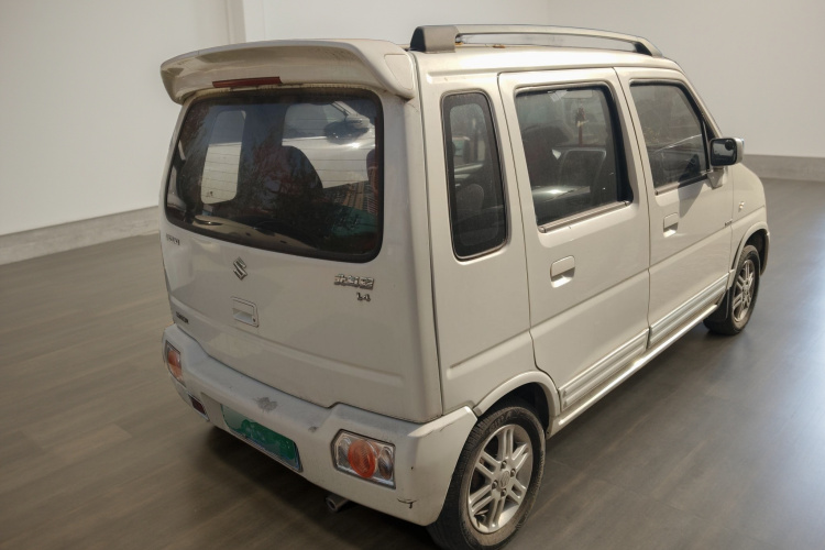 Suzuki Wagon R 2016 imagen de coche #7