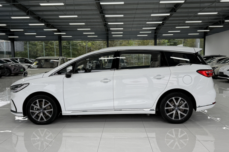 比亚迪 宋MAX新能源 2023 汽车图片 #7