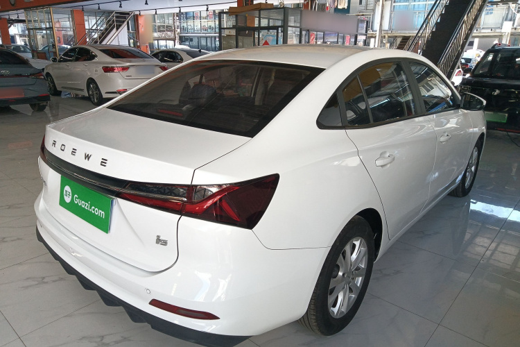 Roewe i5 2023 car image #7