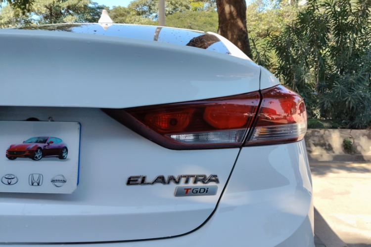 Hyundai Elantra AD 2018 car image #7