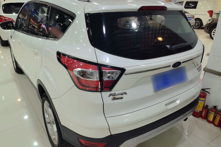 Ford Kuga 2017 #7 Ford Kuga 2017 car image #7