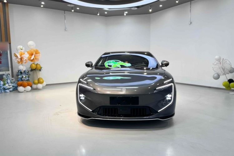 Avatr 12 2023 car image #7