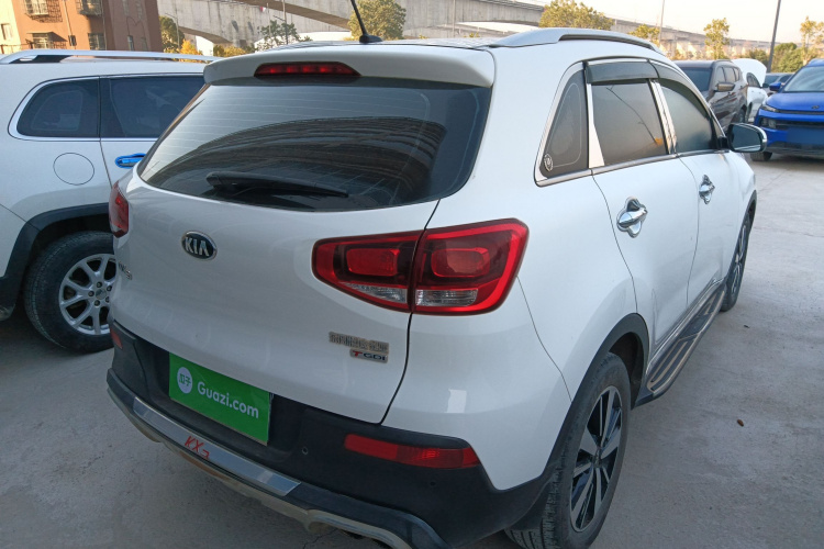 Kia Stonic 2016 #7 Kia Stonic 2016 car image #7