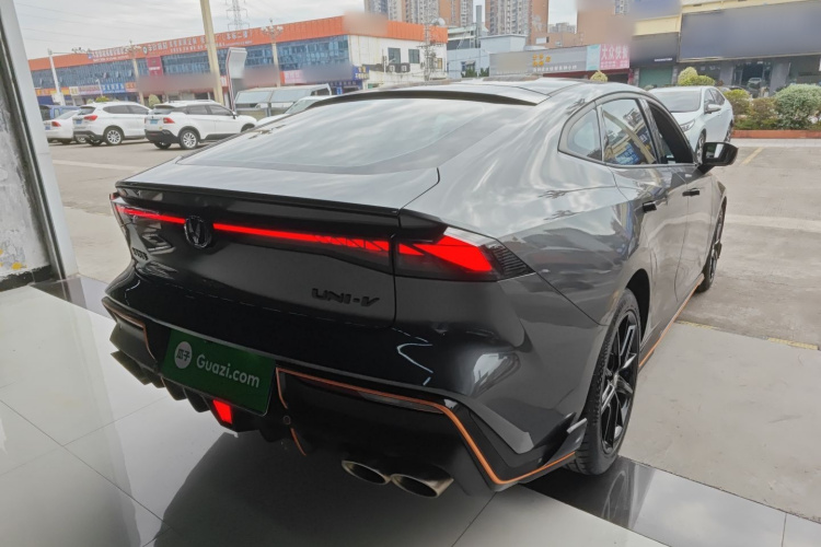 Changan UNI-V 2022 car image #7