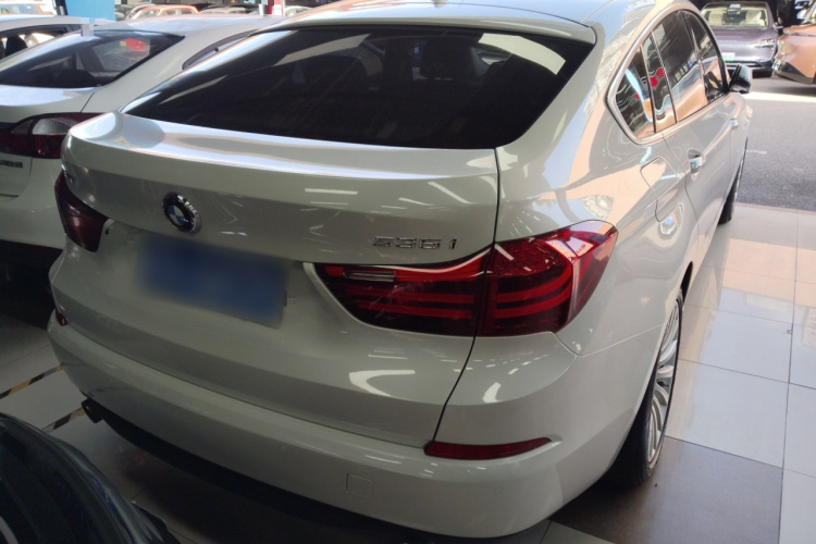 BMW 5 Series GT 2016 #7 BMW 5 Series GT 2016 immagine di auto #7