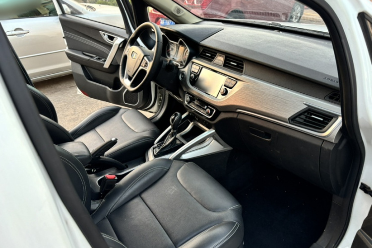 Vision X3 2018 image de voiture #7