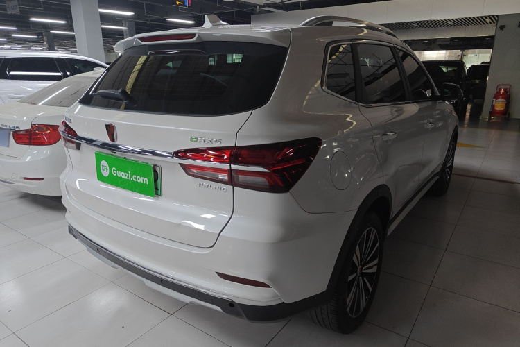 Roewe RX5 New Energy 2018 изображение автомобиля #7