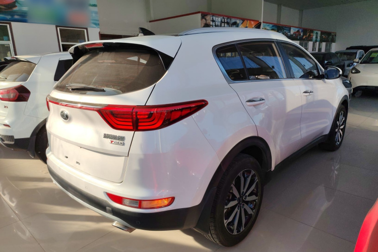 Kia KX5 2017 car image #7