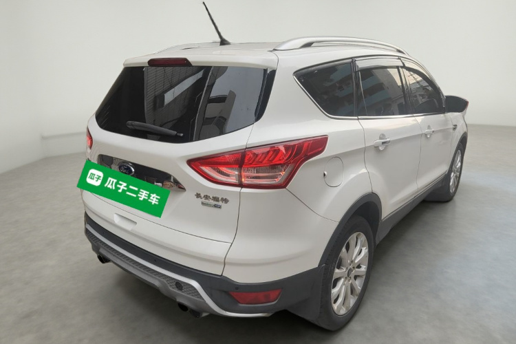Ford Kuga 2014 car image #7