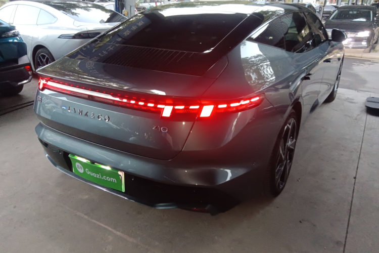 Lynk & Co 2024 #7 Lynk & Co 2024 immagine di auto #7