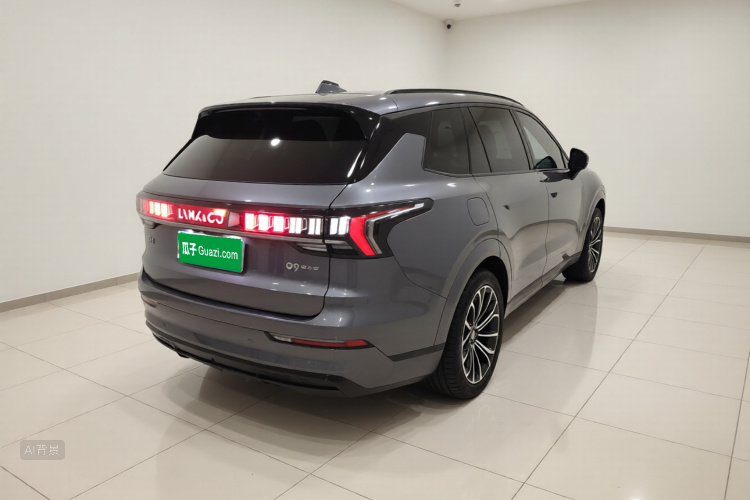 Lynk & Co 09 EM-P 2023 car image #7
