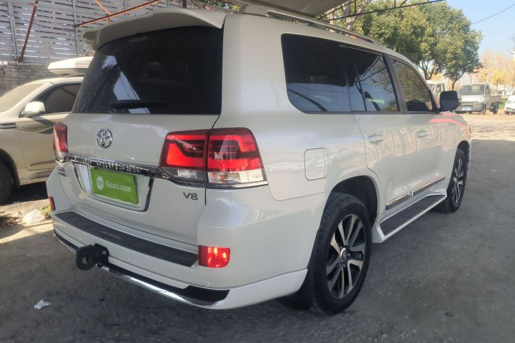 Toyota 2020 صورة سيارة #7