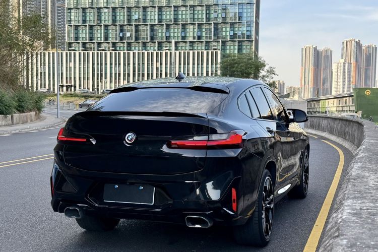 BMW X4 M40i 2022 #7 BMW X4 M40i 2022 car image #7