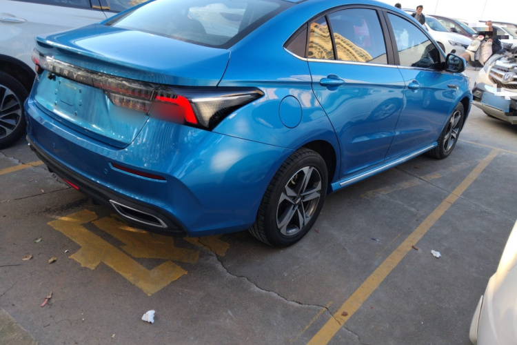 奇瑞 艾瑞泽5 PLUS 2020 汽车图片 #7