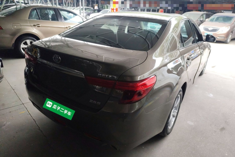 Toyota Reiz 2013 immagine di auto #7