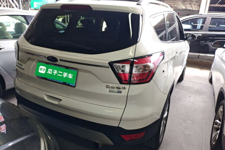 Ford Kuga 2017 #7 Ford Kuga 2017 car image #7