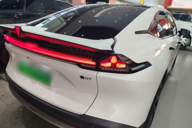 Deepal L07 2025 car image #7