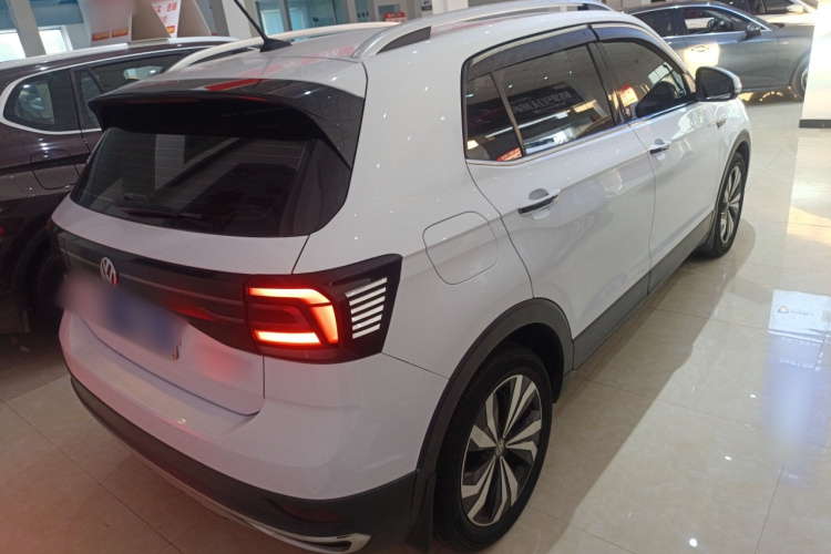 Volkswagen T-Cross 2019 car image #7
