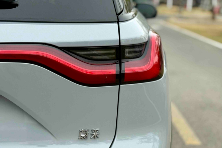 NIO ES8 2020 car image #7