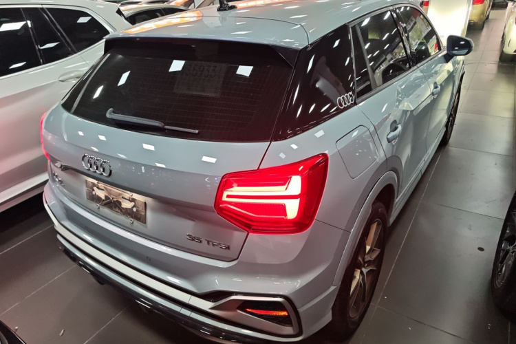 Q2L 2022 image de voiture #7