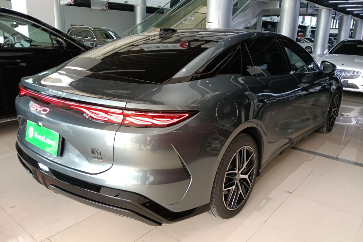 BYD HanL 2025 car image #7