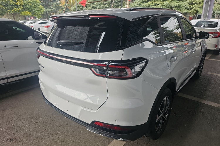 Chery Tiggo 7 Plus 2023 car image #7