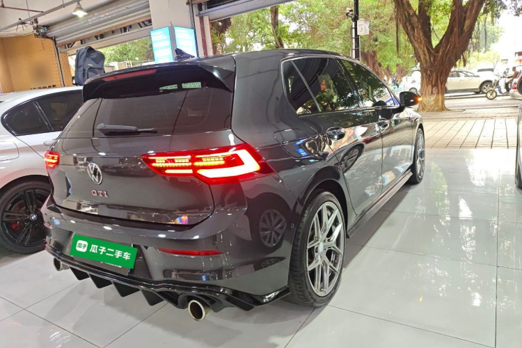 Volkswagen GolfGTI 2022 car image #7