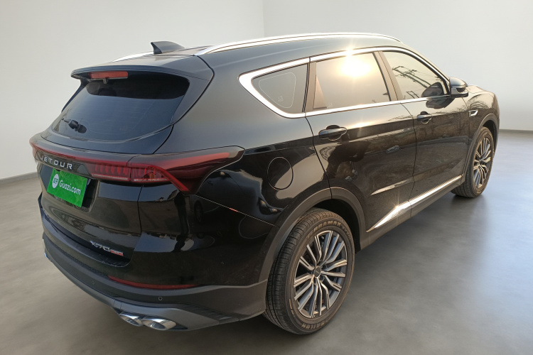 X70 PLUS 2025 #7 X70 PLUS 2025 car image #7