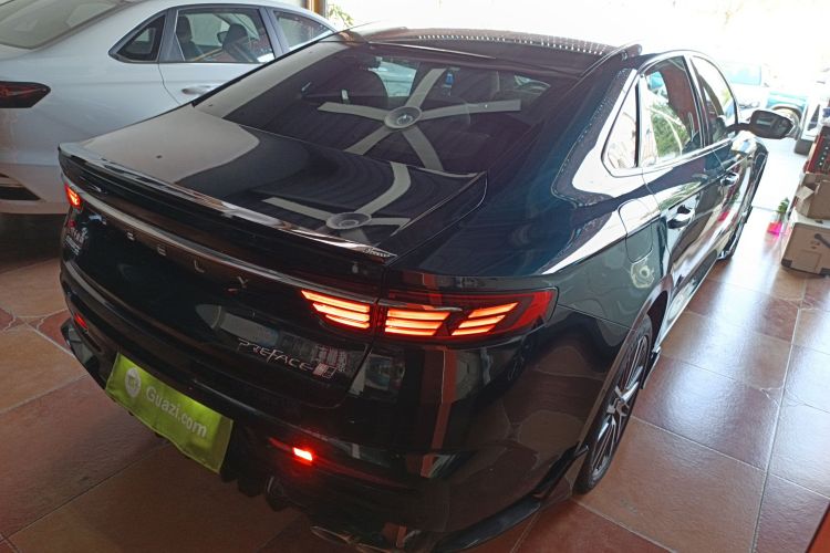 Preface 2023 #7 Preface 2023 immagine di auto #7