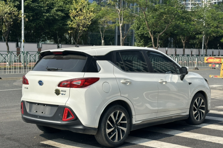 GAC Qizhi EV 2019 #7 GAC Qizhi EV 2019 car image #7