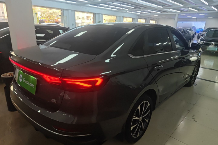 GEELY Emgrand 2024 car image #7