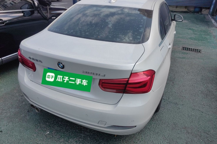 BMW 3 Series 2019 car image #7