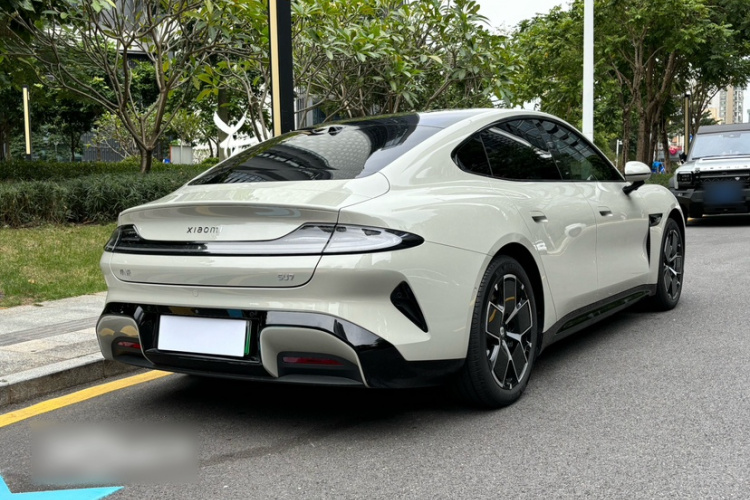 MI SU7 2025 car image #7