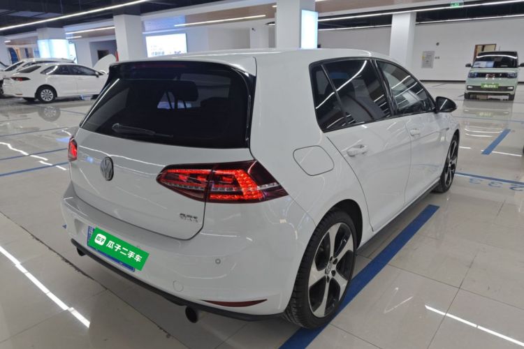 Volkswagen GolfGTI 2016 car image #7