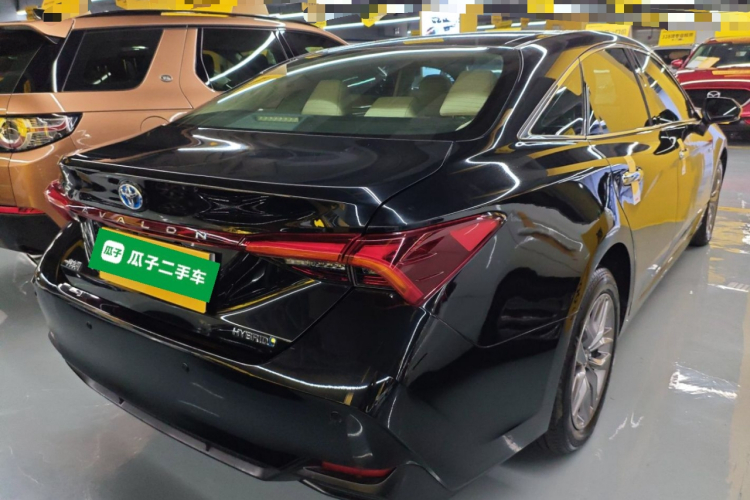 Toyota Avalon 2019 car image #7