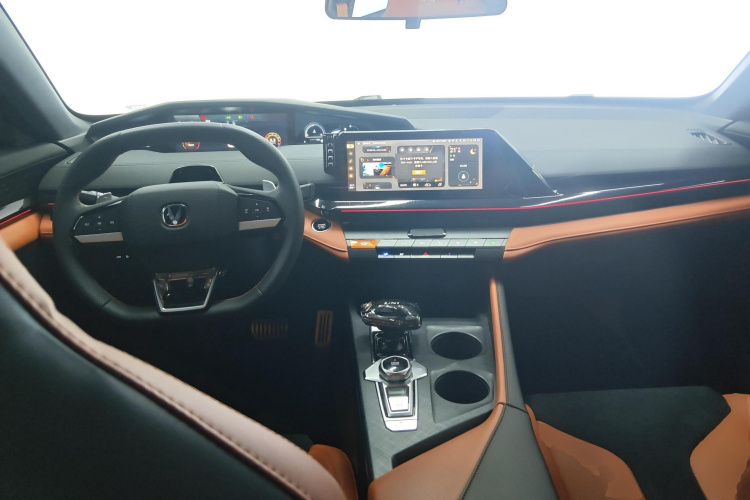 长安 长安UNI-V 2024 汽车图片 #7