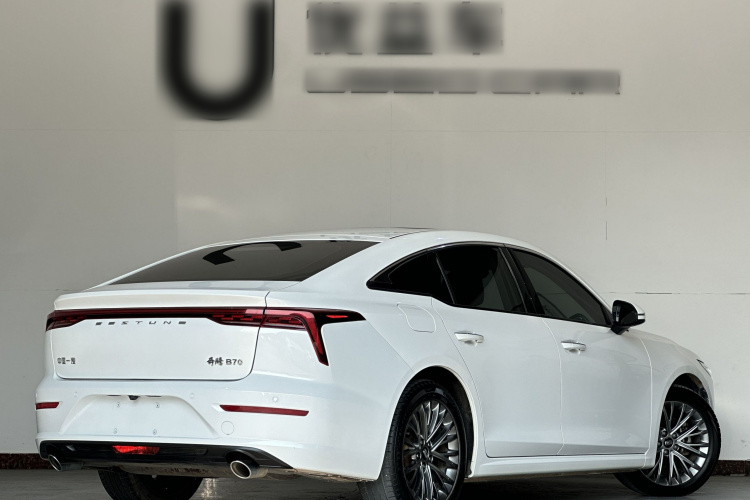 2021 car image #7