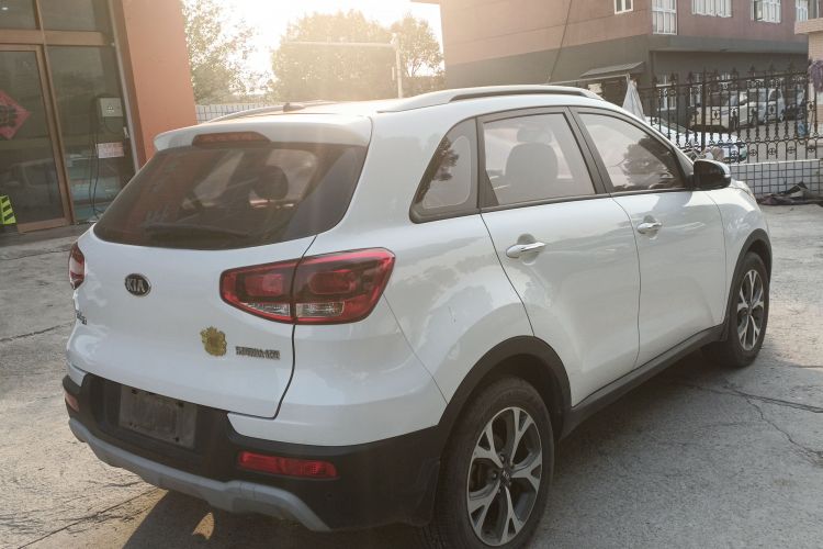 Kia Stonic 2016 #7 Kia Stonic 2016 car image #7