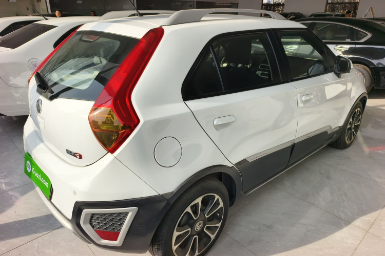 MG 3 2017 car image #7