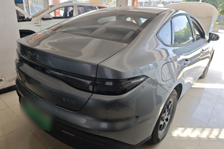 BYD Seal 05 DM-i 2025 car image #7