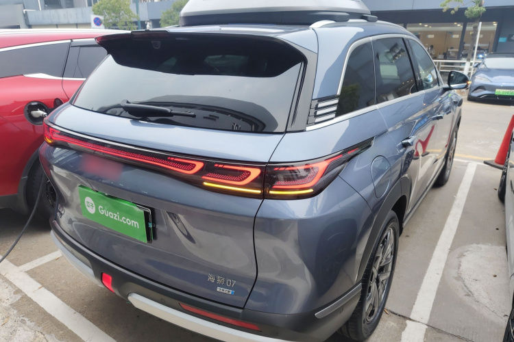 BYD Sea Lion 07 DM-i 2025 car image #7