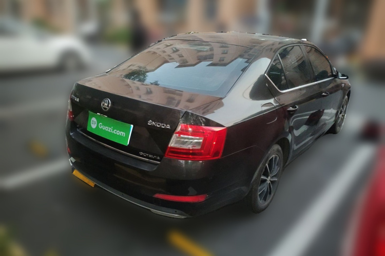Skoda Octavia 2016 car image #7