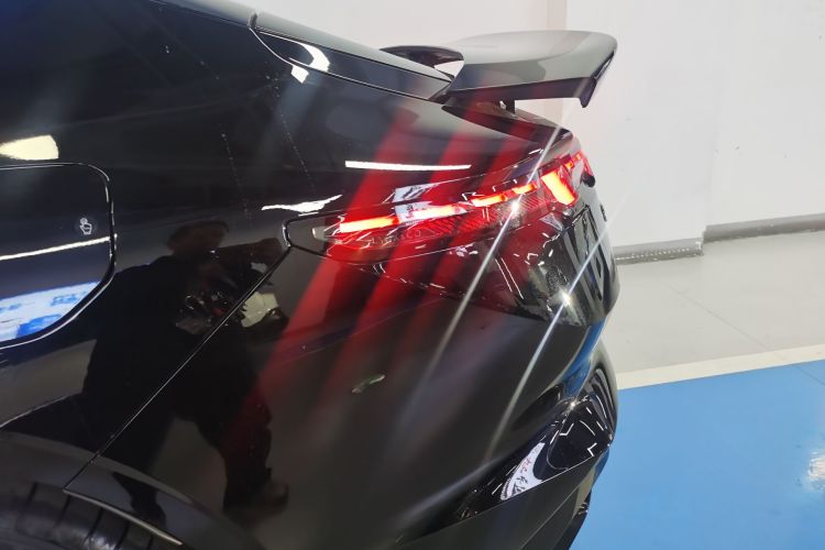 Lynk & Co #7 Lynk & Co immagine di auto #7