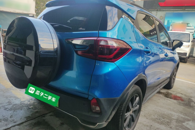 BYD Yuan New Energy 2018 #7 BYD Yuan New Energy 2018 car image #7