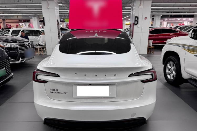 Tesla Model 3 2023 #7 Tesla Model 3 2023 car image #7
