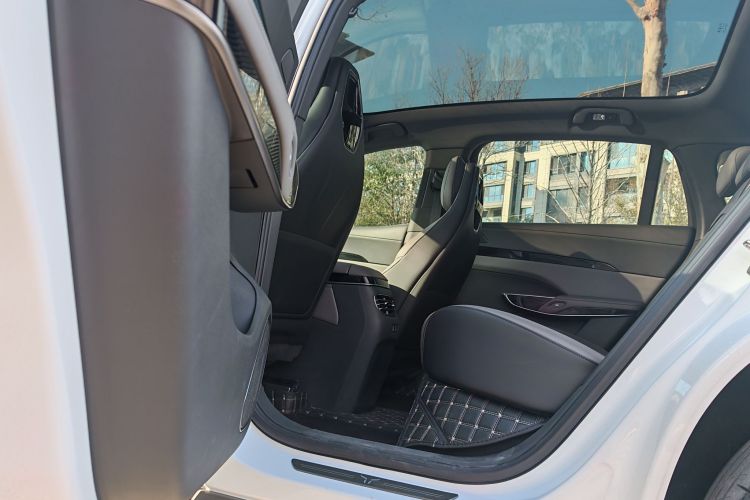 HongQi TianGong 08 2025 car image #7